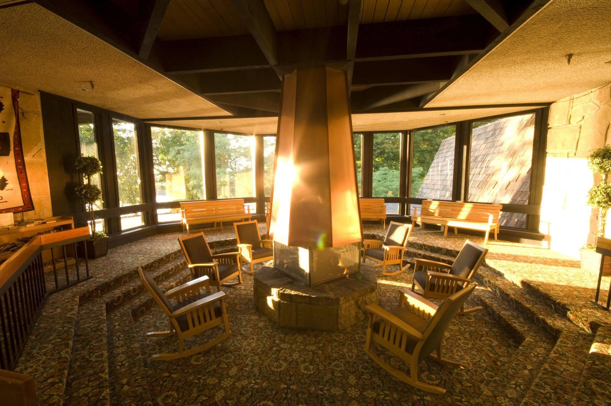 Mohican Lodge And Conference Center Perrysville Luaran gambar