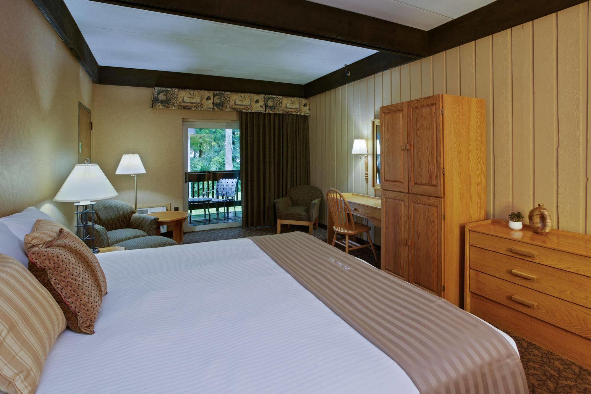 Mohican Lodge And Conference Center Perrysville Luaran gambar