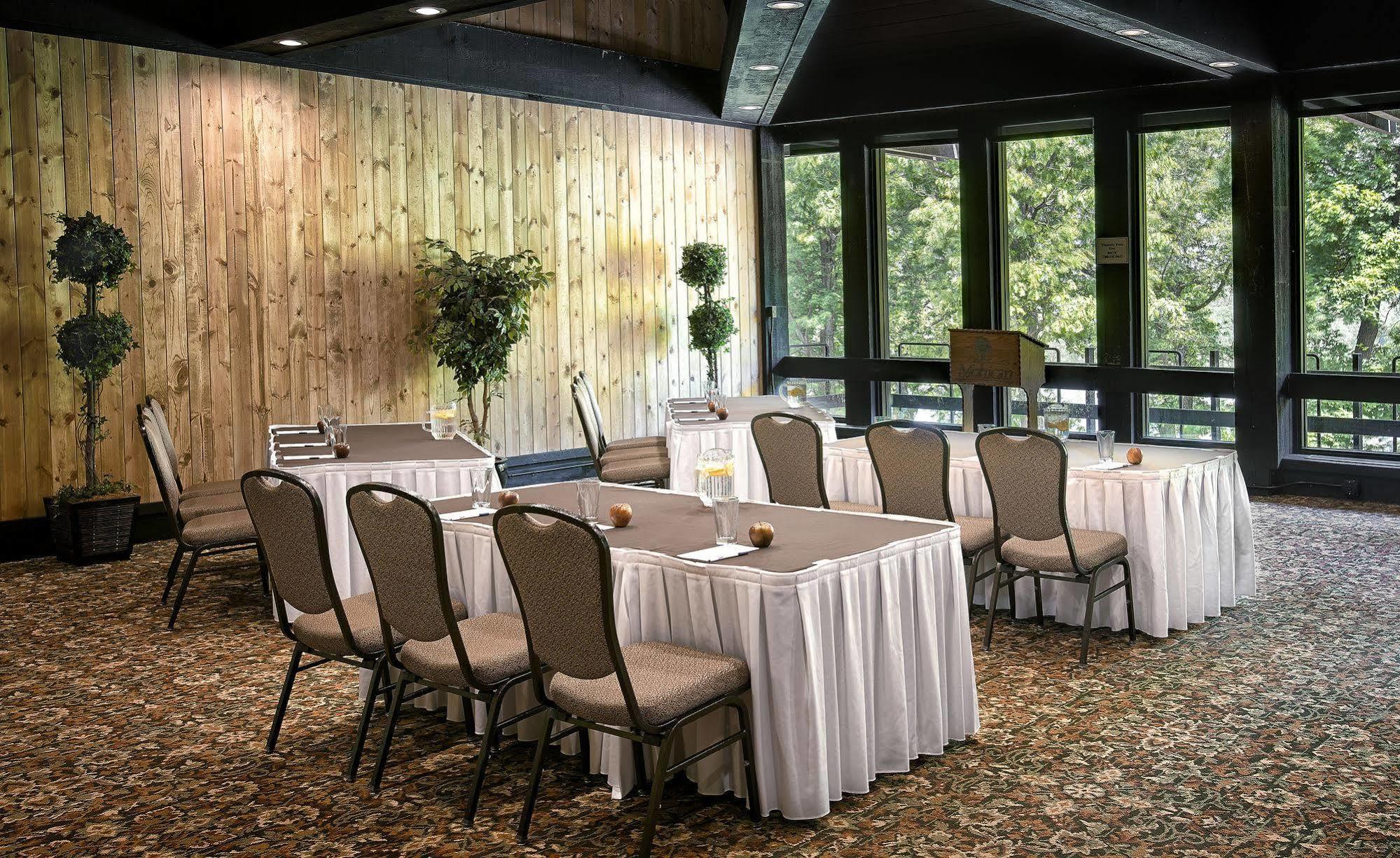Mohican Lodge And Conference Center Perrysville Luaran gambar